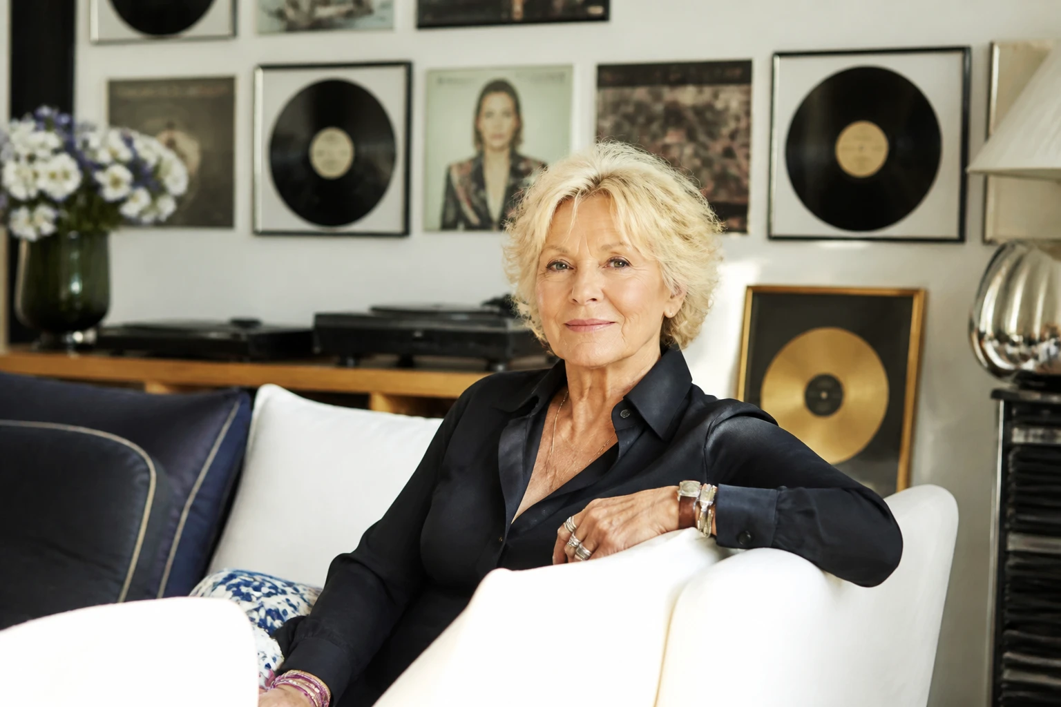 Karen Cheryl portrait femme 70 ans carrière musicale française années 80 médias télévision